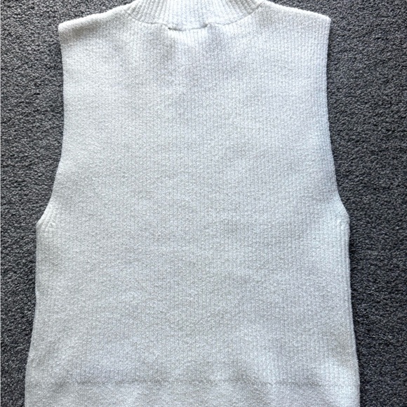 Sandro SS Logo Ribbed Sleeveless Turtleneck S - Picture 2 of 4